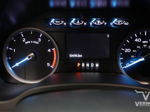 Used 2022 Ford F250 XL w/ STX Appearance Package AWD/4WD image 9