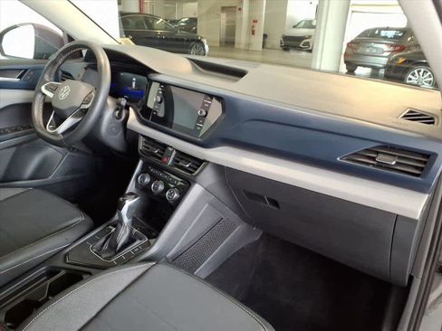 Certified 2023 Volkswagen Taos SE w/ Panoramic Sunroof Package FWD image 19