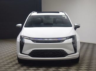 New 2027 Chrysler Pacifica Pinnacle FWD video 2