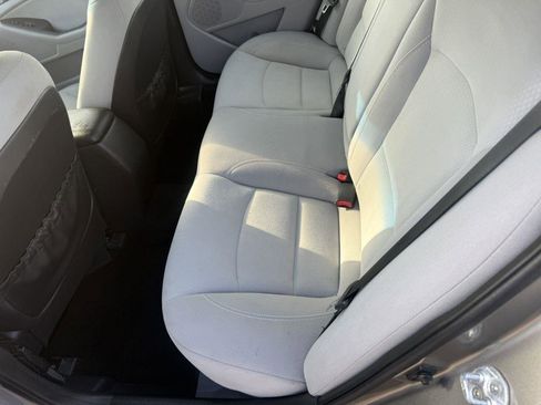Used 2015 Kia Optima LX FWD image 16