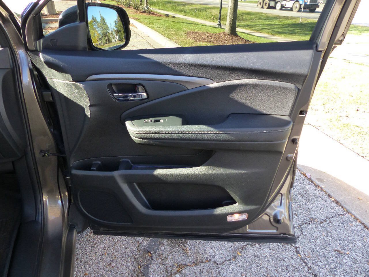Used 2022 Honda Ridgeline RTL-E image 49