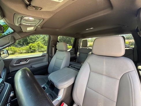 Used 2023 GMC Sierra 1500 SLT w/ SLT Premium Package RWD image 11