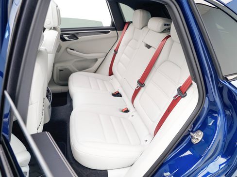 Used 2023 Porsche Macan GTS image 33