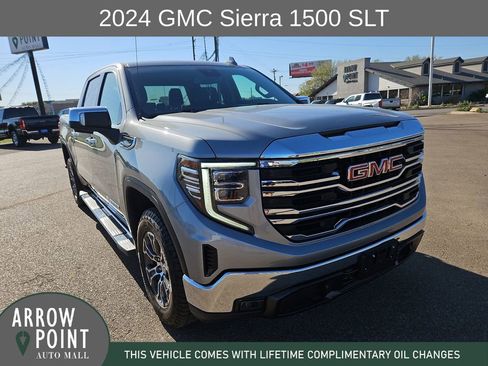 Used 2024 GMC Sierra 1500 SLT image 2