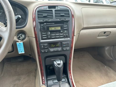 Used 2004 Kia Optima FWD image 15
