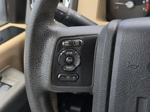 Used 2011 Ford F250 XLT w/ XLT Interior Pkg RWD image 18