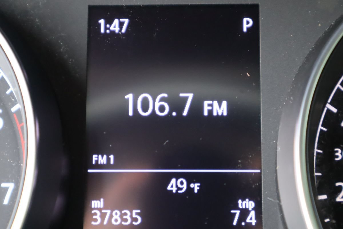 Used 2018 Volkswagen Golf S FWD image 45