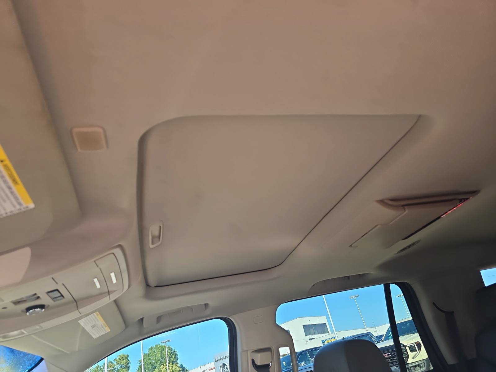 Used 2018 GMC Yukon Denali w/ Open Road Package AWD/4WD image 31