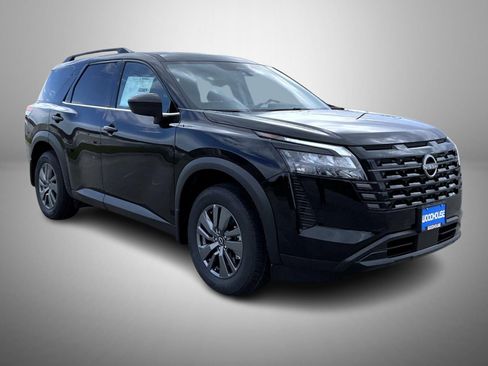 New 2026 Nissan Pathfinder SV AWD/4WD image 3