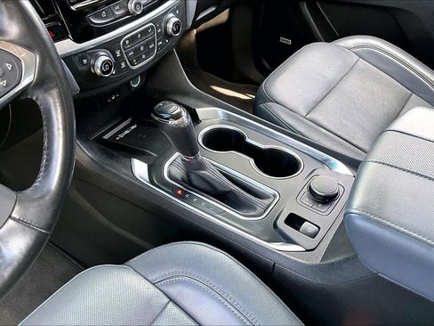 Used 2019 Chevrolet Traverse Premier w/ Driver Confidence II Package image 17