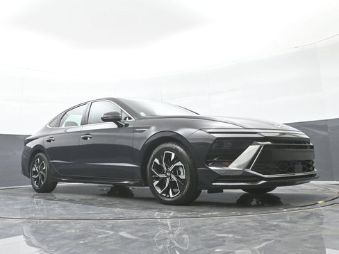 Certified 2024 Hyundai Sonata SEL FWD image 41