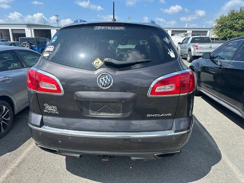 Used 2015 Buick Enclave Leather w/ Trailering Package FWD image 5