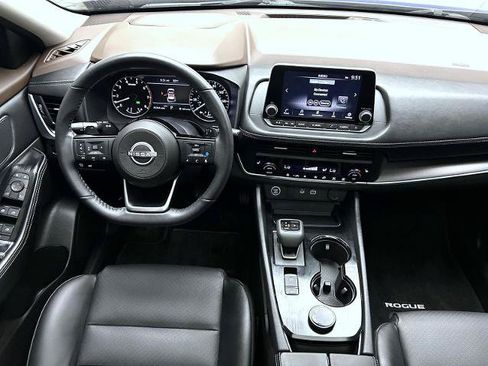 Certified 2023 Nissan Rogue SV w/ SV Premium B Package AWD/4WD image 14