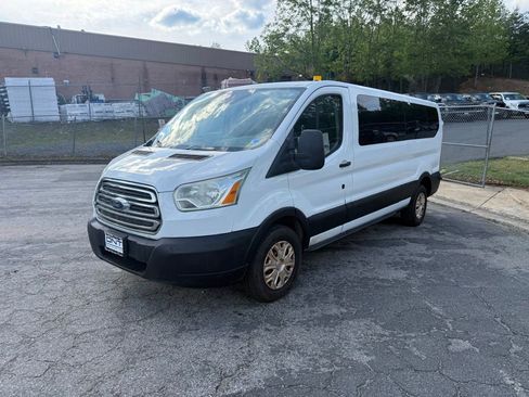 Used 2015 Ford Transit 350 XLT RWD image 2