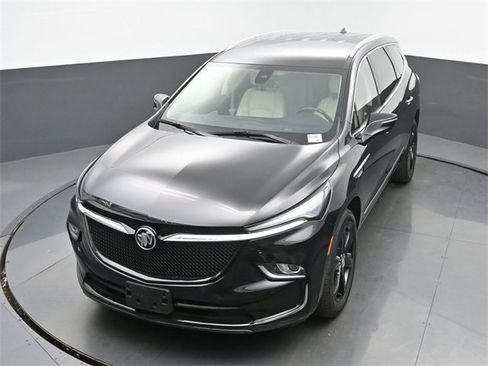 Certified 2023 Buick Enclave Essence w/ Sport Touring Edition image 40