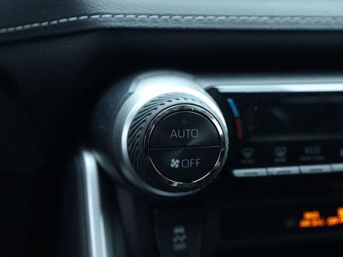 Used 2024 Toyota RAV4 LE image 30