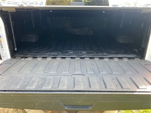 Used 2022 GMC Sierra 3500 Denali w/ Denali Ultimate Package image 30