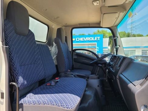 New 2024 Chevrolet Low Cab Forward image 16