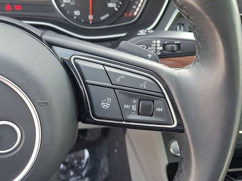 Used 2023 Audi A4 2.0T Premium w/ Convenience Package image 18