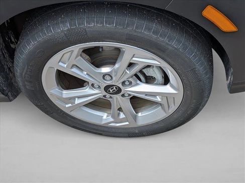Used 2022 Hyundai Kona SEL w/ Convenience Package AWD/4WD image 7