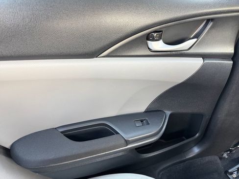 Used 2020 Honda Civic LX image 26