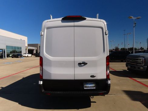Used 2023 Ford Transit 250 Medium Roof image 13
