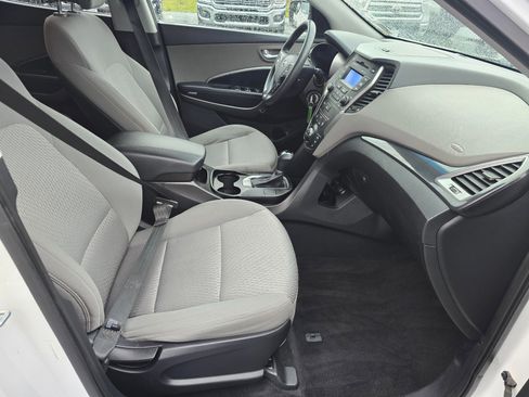 Used 2015 Hyundai Santa Fe Sport image 29
