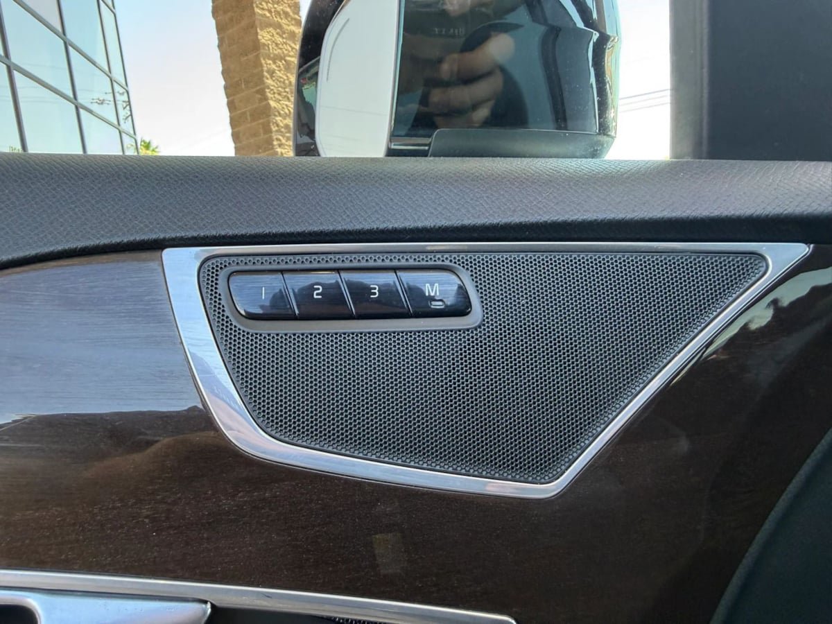 Used 2019 Volvo XC90 T6 Momentum w/ Advanced Package AWD/4WD image 39