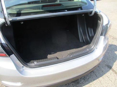 Used 2017 Toyota Yaris iA image 9
