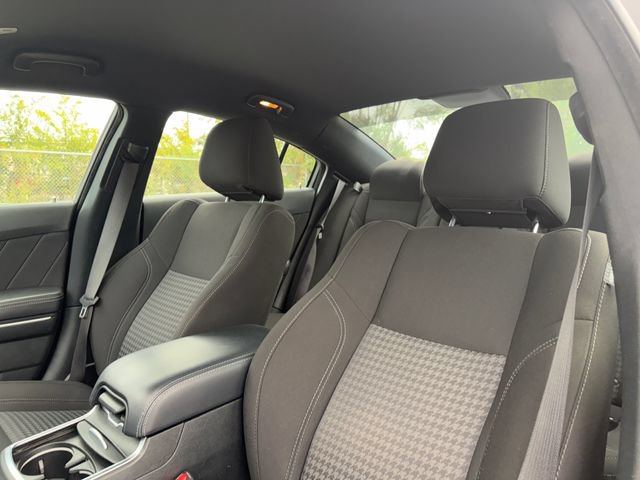 Used 2023 Dodge Charger SXT RWD image 10