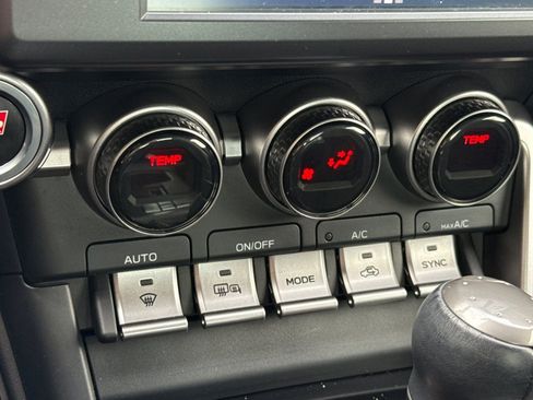 Used 2022 Toyota GR86 image 19