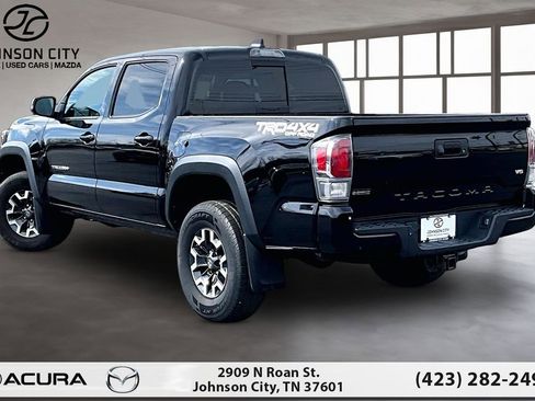 Used 2020 Toyota Tacoma TRD Off-Road w/ Technology Package image 13