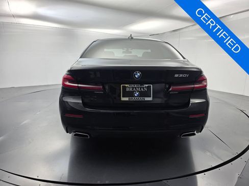 Certified 2023 BMW 530i w/ Premium Package RWD image 5