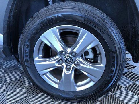 Certified 2025 Toyota RAV4 LE AWD/4WD image 16