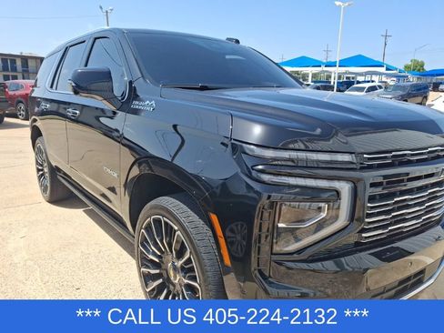 Used 2025 Chevrolet Tahoe High Country AWD/4WD image 7