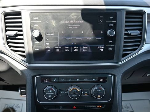 Used 2018 Volkswagen Atlas SE w/ R-Line Package AWD/4WD image 35