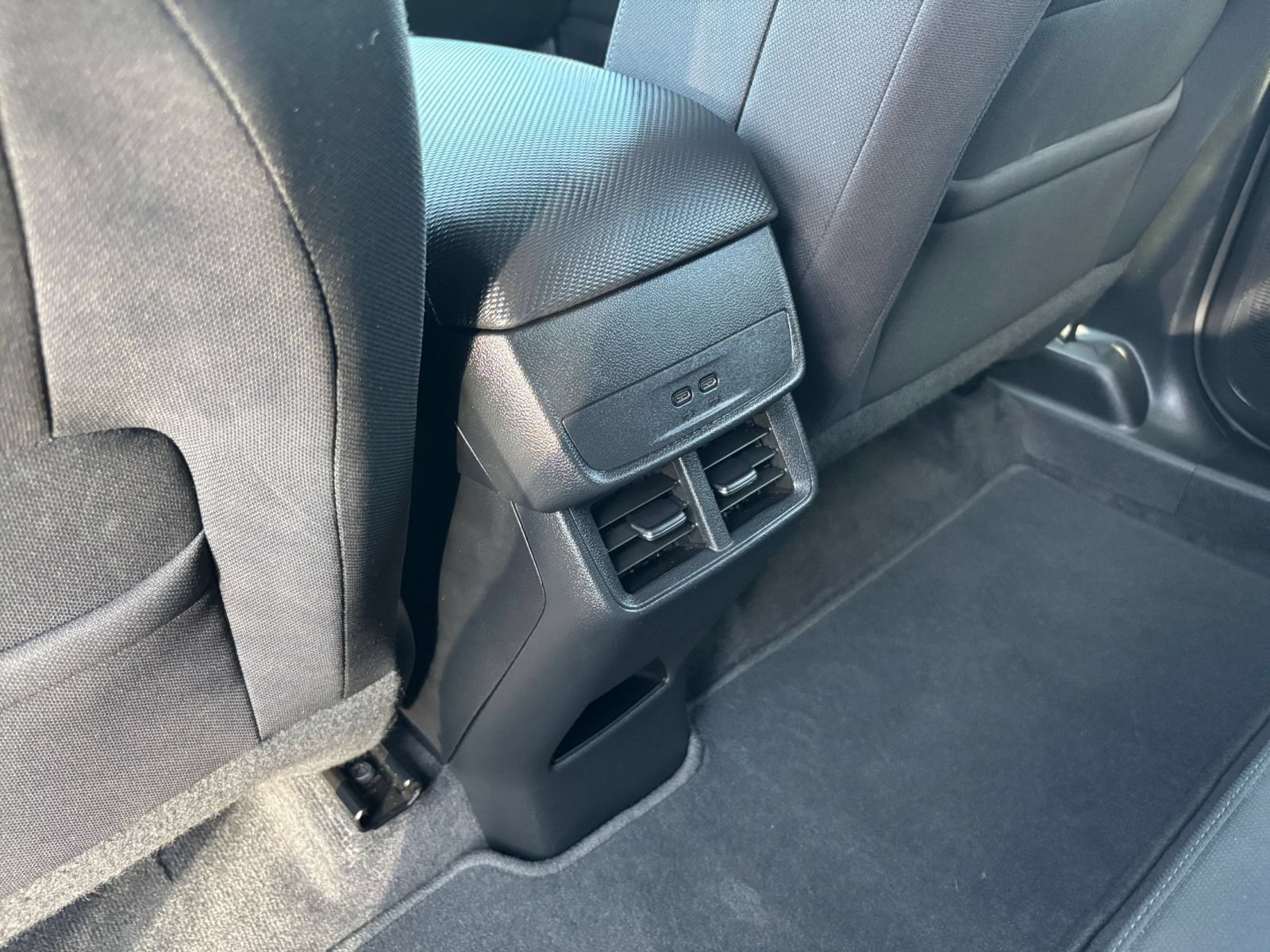 Used 2025 Chevrolet Equinox LT FWD image 22