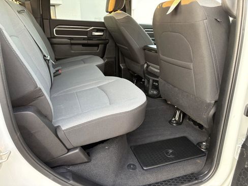 Used 2024 RAM 3500 Big Horn image 12