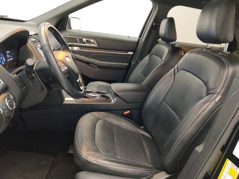 Used 2019 Ford Explorer Limited w/ Class III Trailer Tow Package FWD image 17