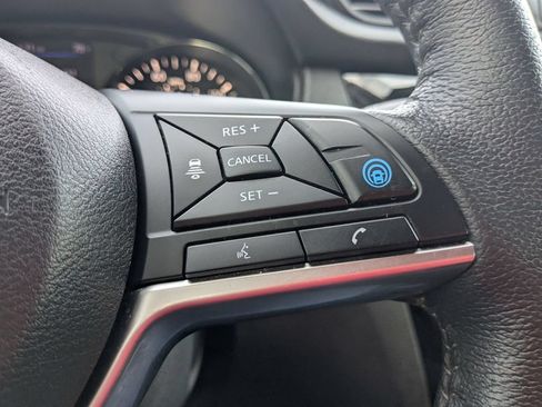 Used 2020 Nissan Rogue SV w/ Premium Package FWD image 15