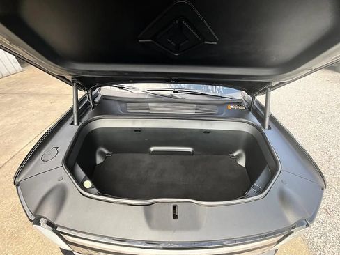 Used 2022 Rivian R1T Adventure AWD/4WD image 3