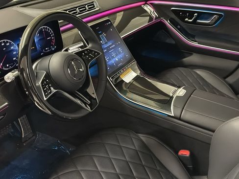 New 2025 Mercedes-Benz S 580e 4MATIC Sedan image 4