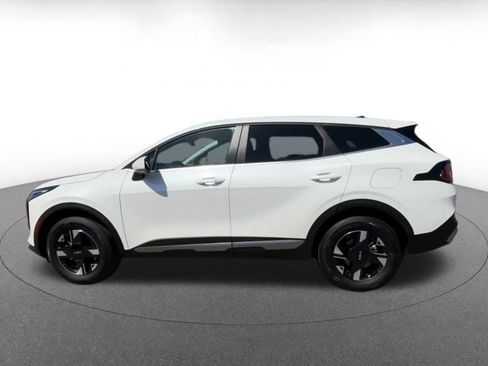 Used 2026 Kia Sportage LX AWD/4WD image 6