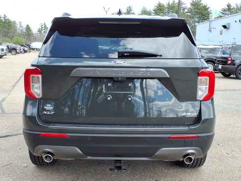 Certified 2022 Ford Explorer XLT w/ Equipment Group 202A AWD/4WD image 5
