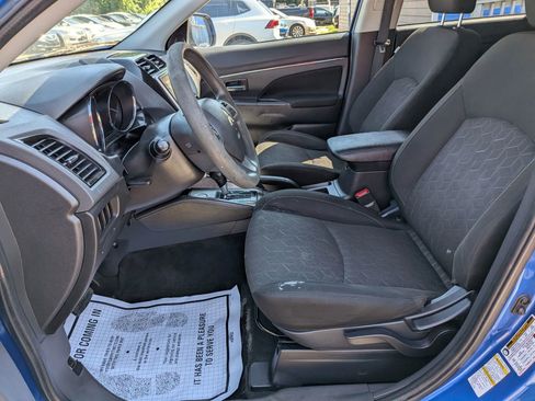 Used 2020 Mitsubishi Outlander Sport ES FWD image 17