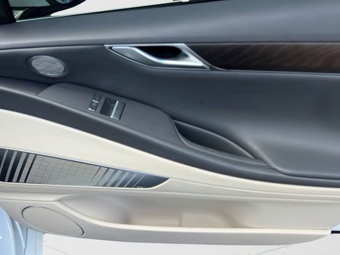 Used 2023 Genesis G80 2.5T w/ Advanced Package image 17