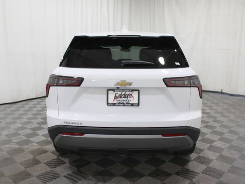 New 2026 Chevrolet Equinox LT image 36