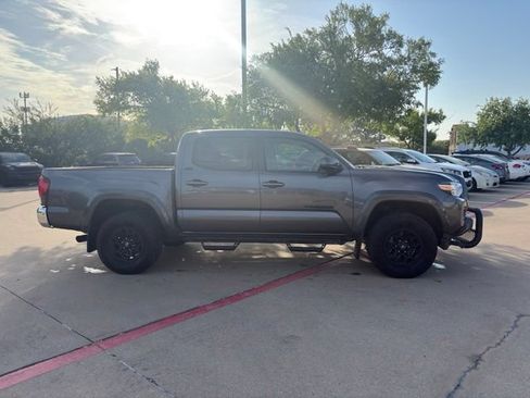 Used 2021 Toyota Tacoma SR5 RWD image 4