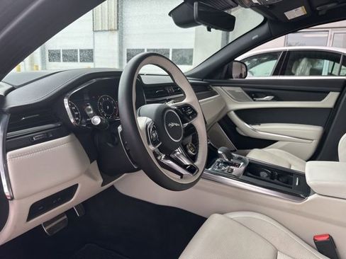 Used 2024 Jaguar XF R-Dynamic SE image 20