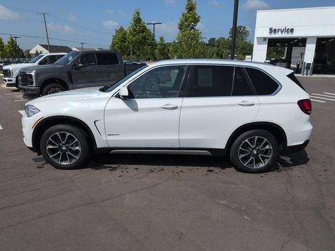 Used 2017 BMW X5 xDrive35i AWD/4WD image 2